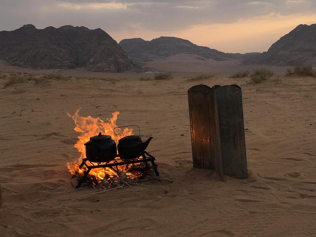 Wadi Rum Stars Camp Exterior photo